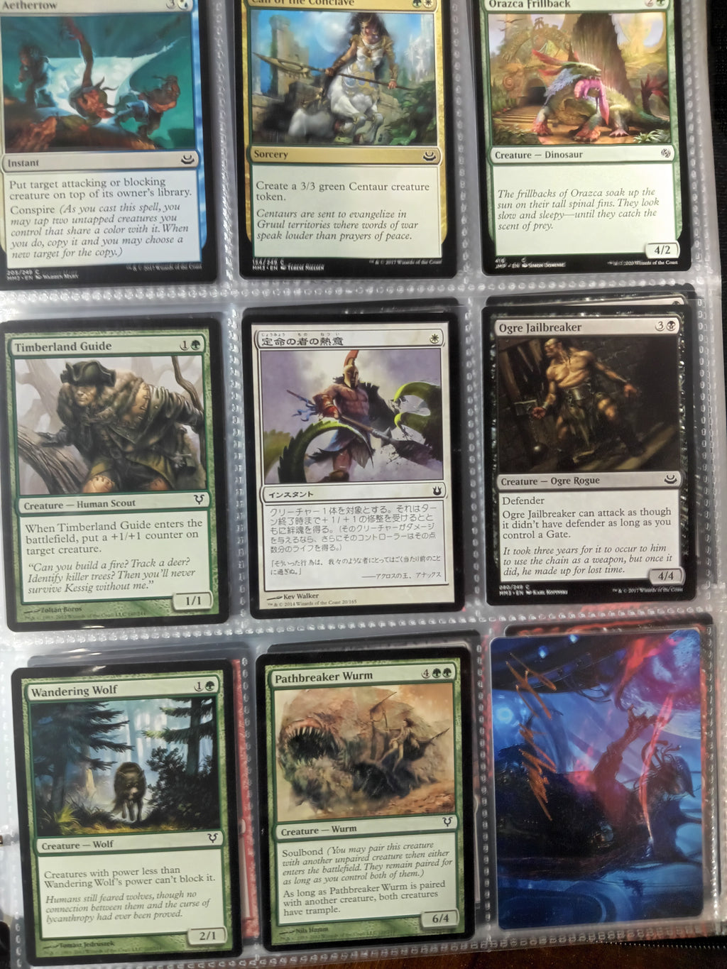 559 Magic The Gathering Cards with Sleeves and Case