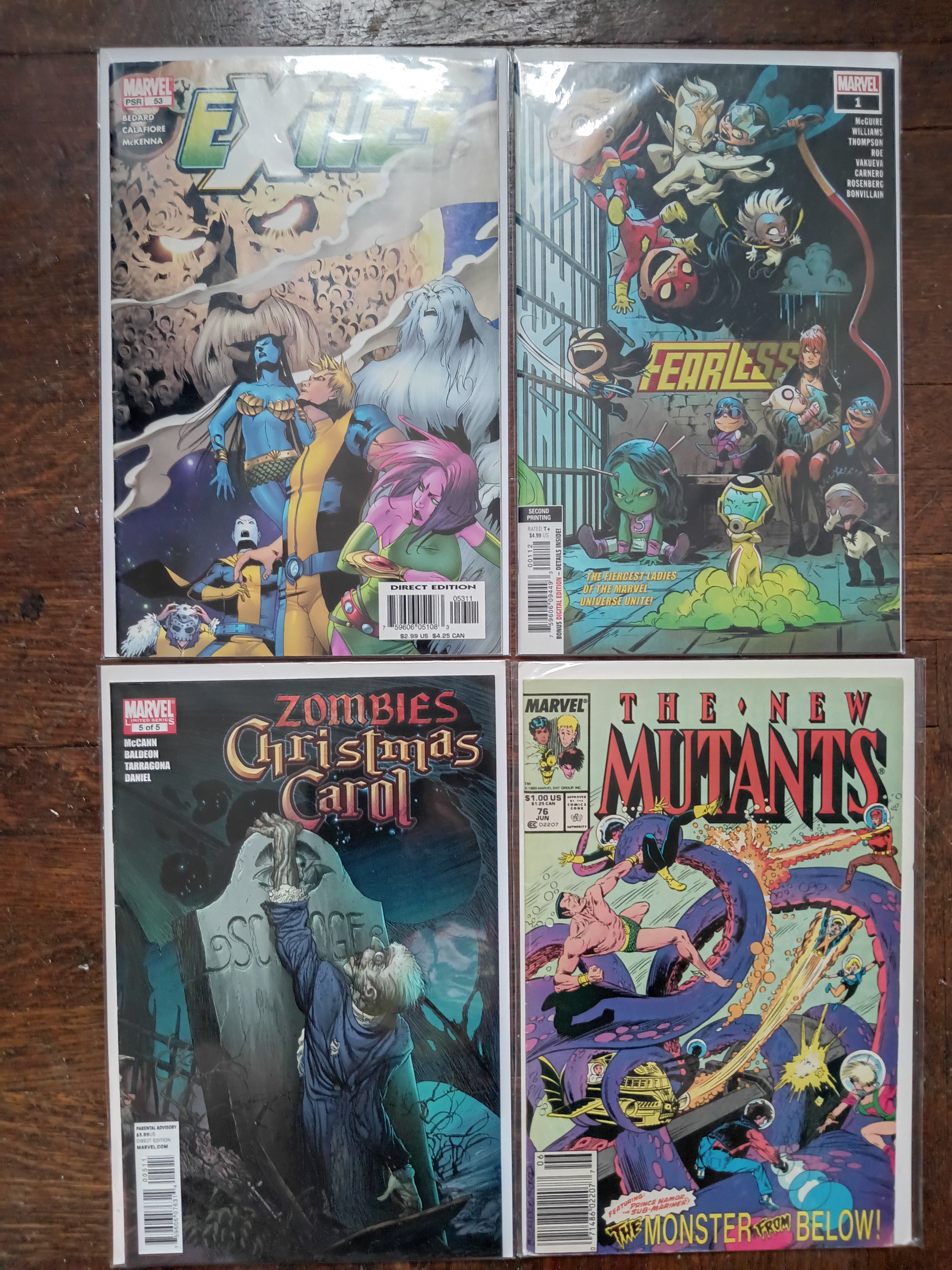 32 Random Marvel Comic Books in Great Condition Bagged and Boarded