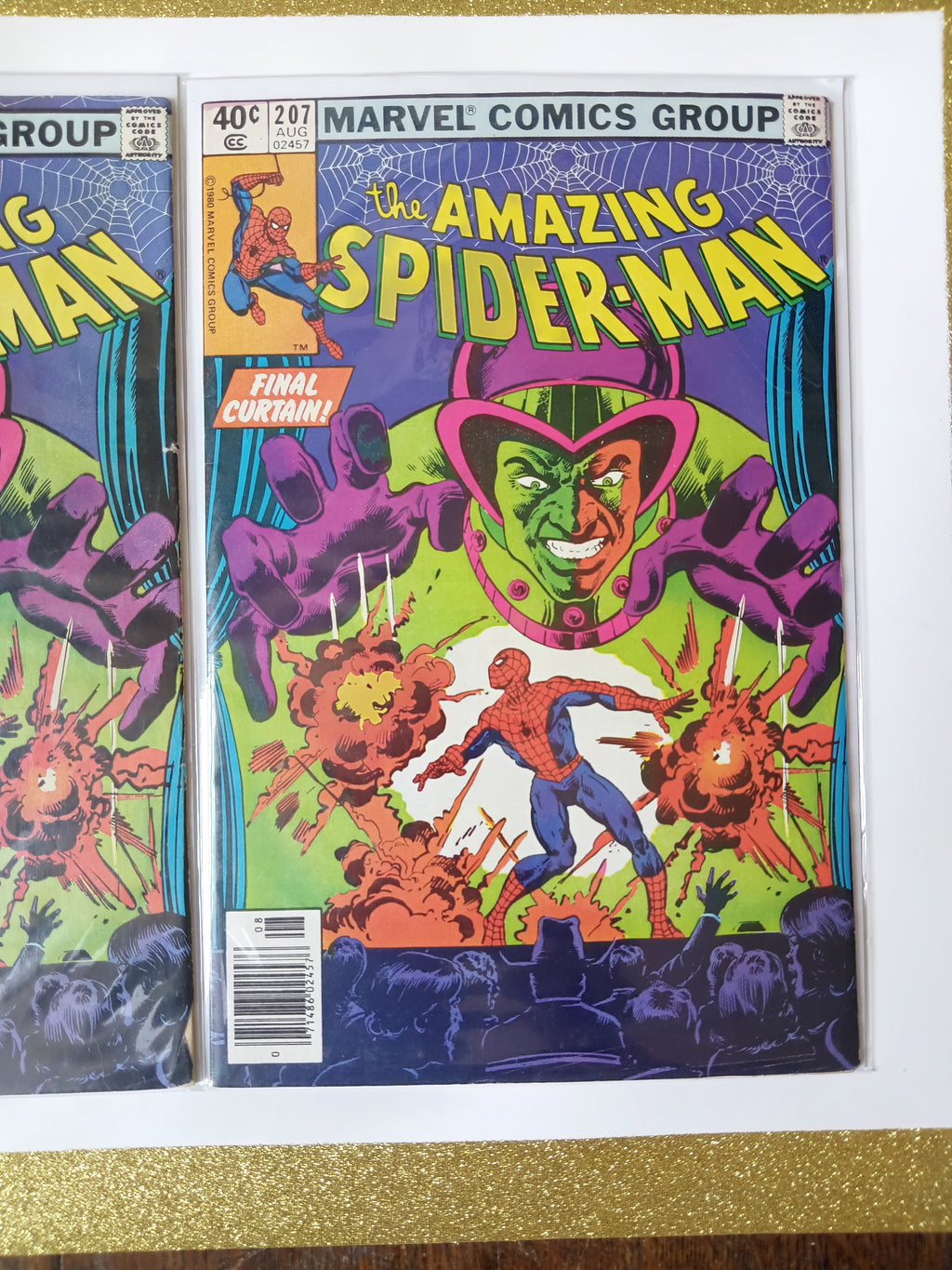 The Amazing Spider-man #207 Direct Edition and Newsstand Varient Marvel Comic Books.         (2 comics in total)