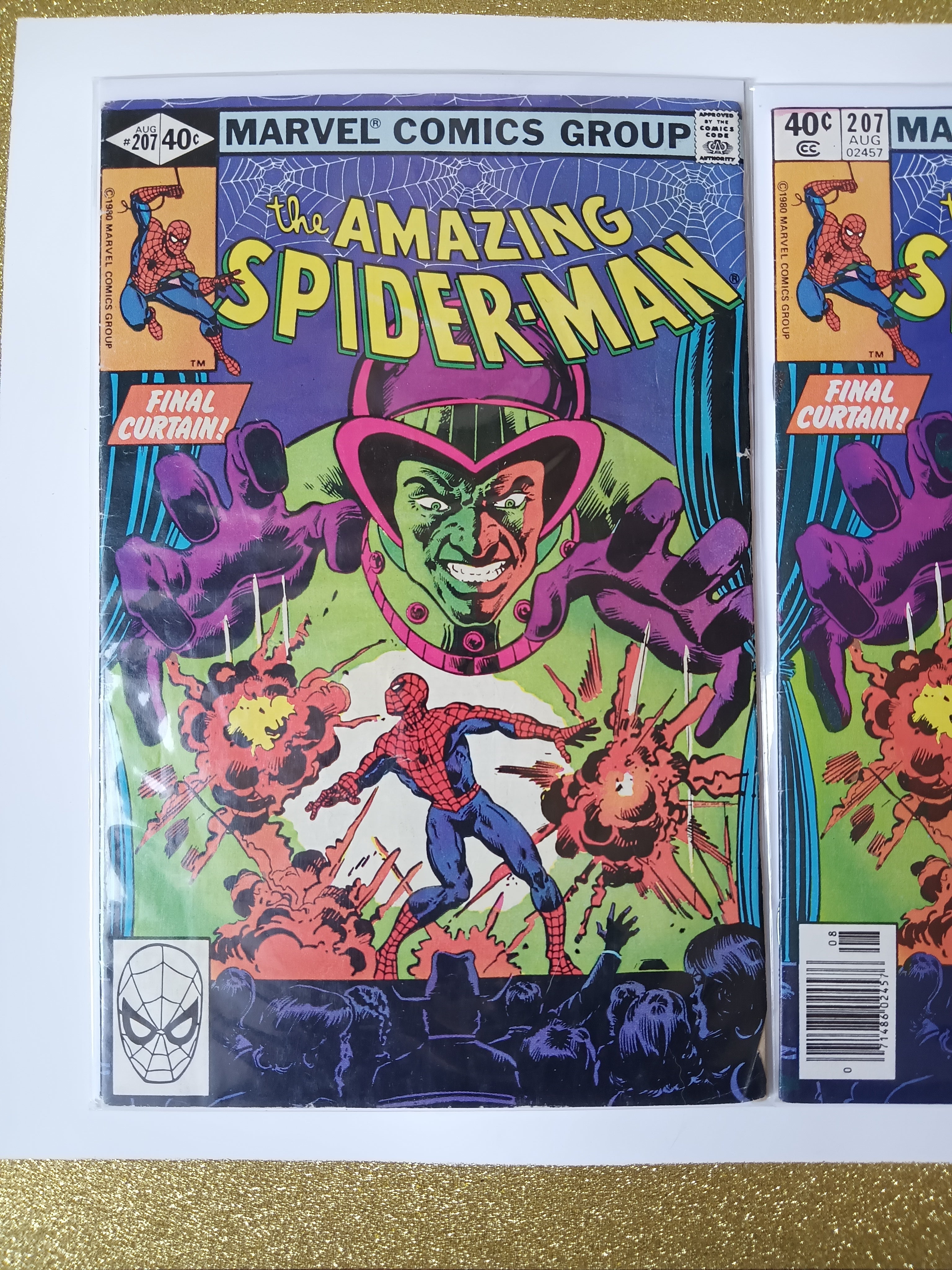 The Amazing Spider-man #207 Direct Edition and Newsstand Varient Marvel Comic Books.         (2 comics in total)